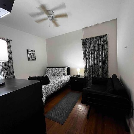 Comfortable 2-Bdrm Spacious Home With Wifi & Patio Indianápolis Exterior foto