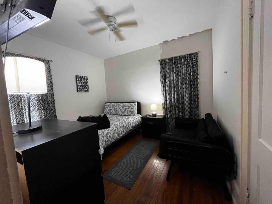 Comfortable 2-Bdrm Spacious Home With Wifi & Patio Indianápolis Exterior foto