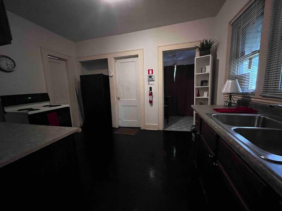 Comfortable 2-Bdrm Spacious Home With Wifi & Patio Indianápolis Exterior foto