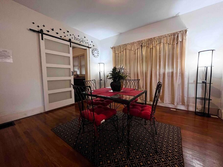 Comfortable 2-Bdrm Spacious Home With Wifi & Patio Indianápolis Exterior foto