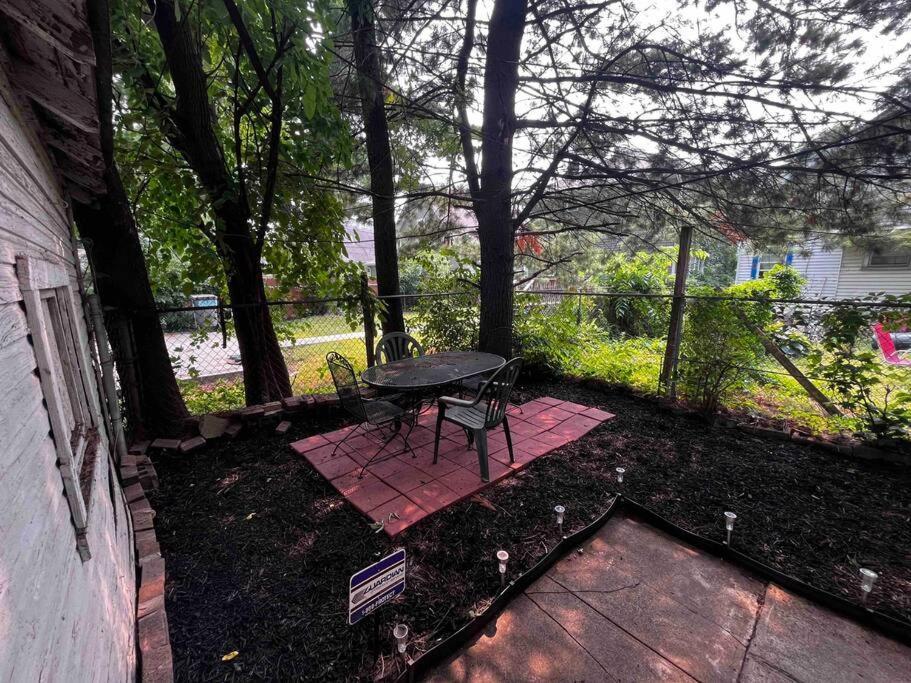 Comfortable 2-Bdrm Spacious Home With Wifi & Patio Indianápolis Exterior foto